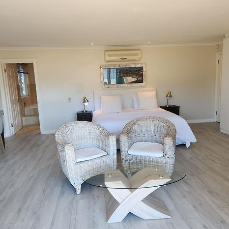 Hout Bay Breeze Hotel Стая снимка